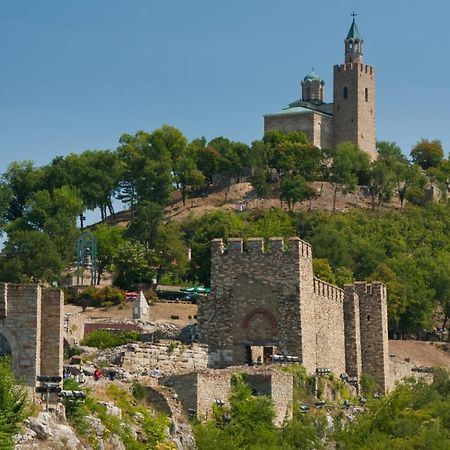 Апартамент Лукс Царевец-Център Veliko Tarnovo Exterior photo
